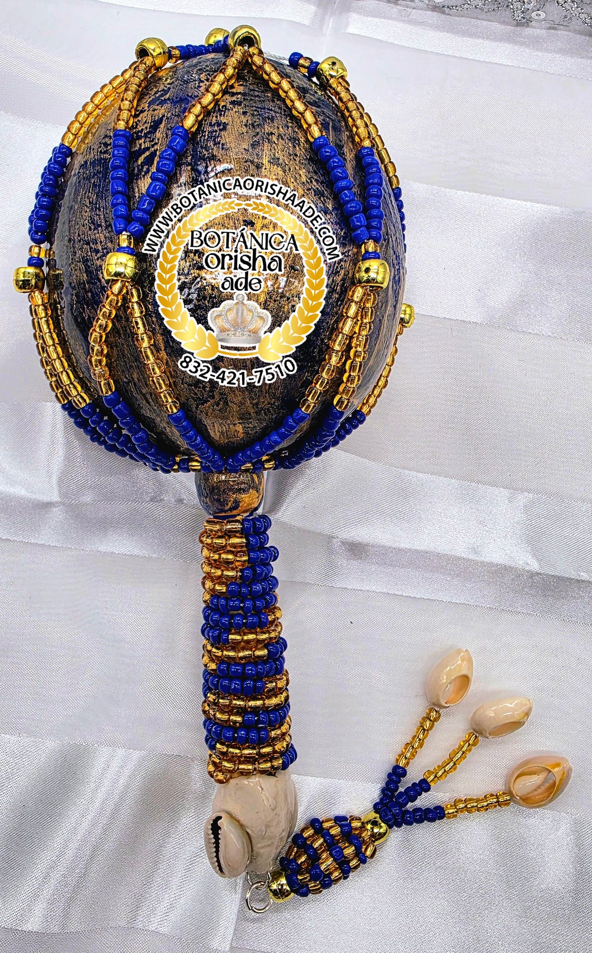 MARACA FORRADA EN CUENTAS DE YEMAYA O OCHOSI