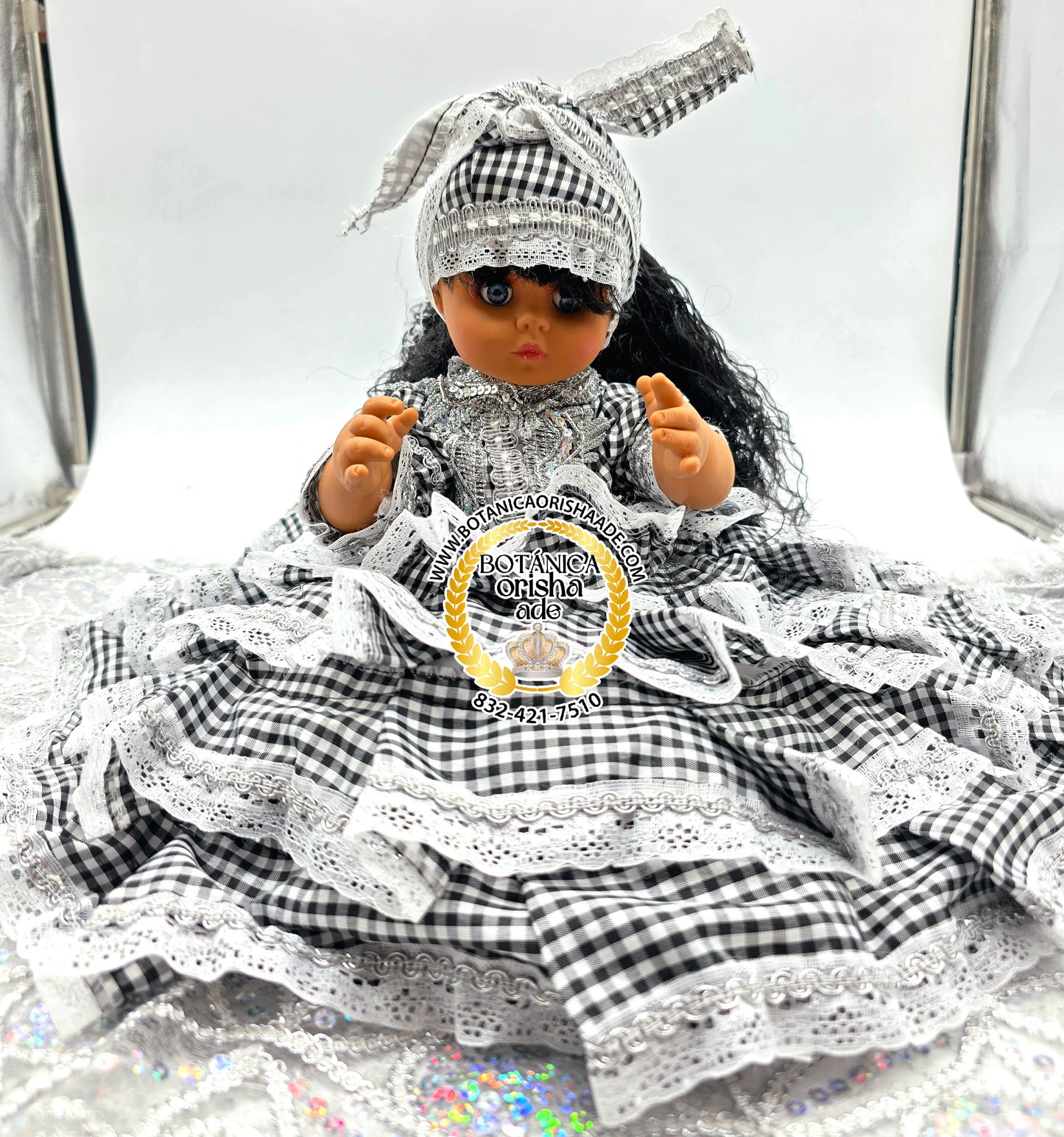 MUÑECA PEQUEÑA VESTIDA DE GINGA NEGRA