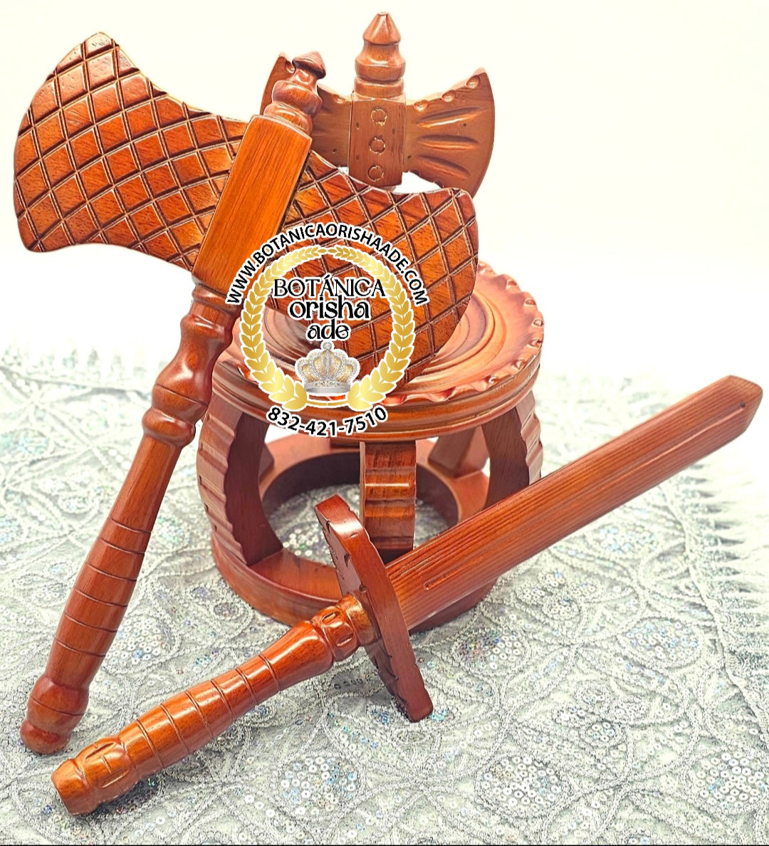 CORONA ACHA Y ESPADA DE MADERA CLARA