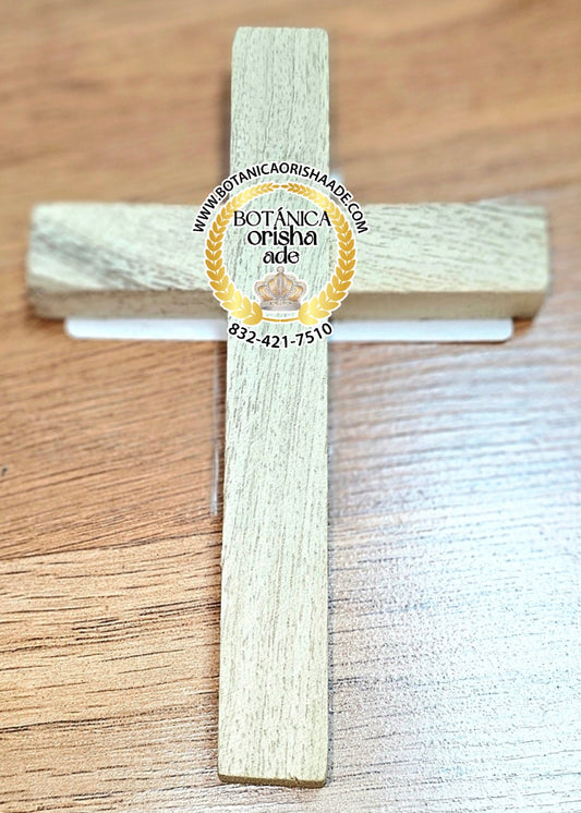 CRUCIFIJO DE MADERA BLANCA CHIQUITA
