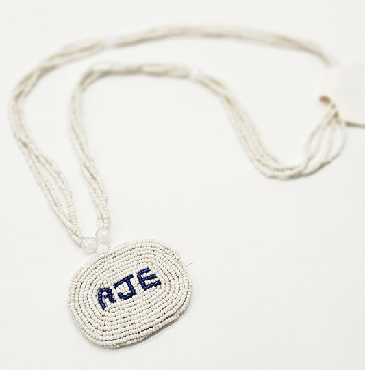 COLLAR TRADICIONAL CON ORISHA AJE