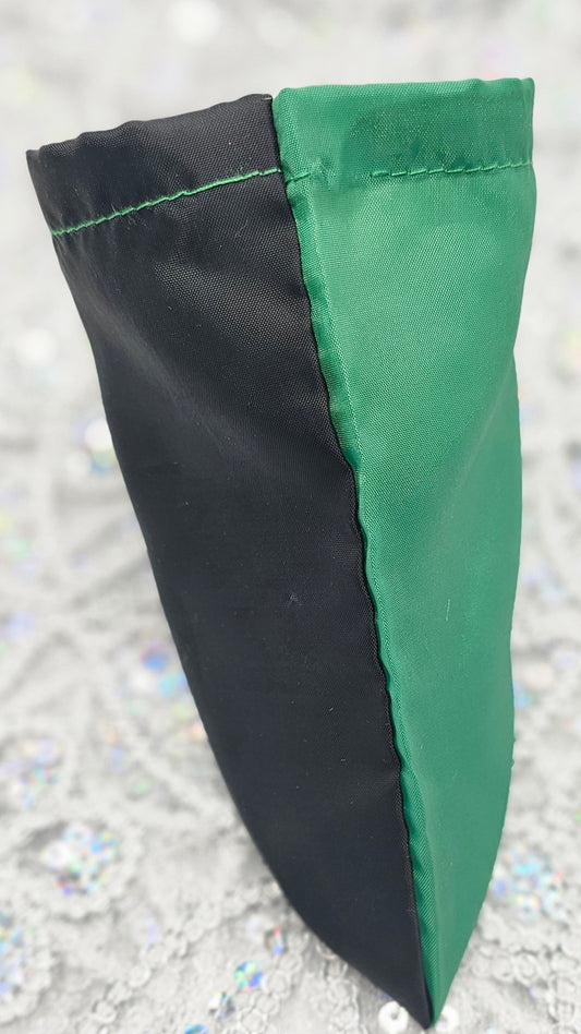 BOLSA DE CARACOL VERDE CON NEGRO