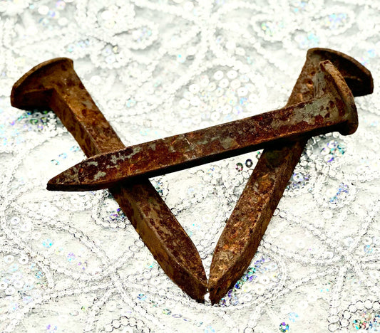 CLAVO DE LINEA