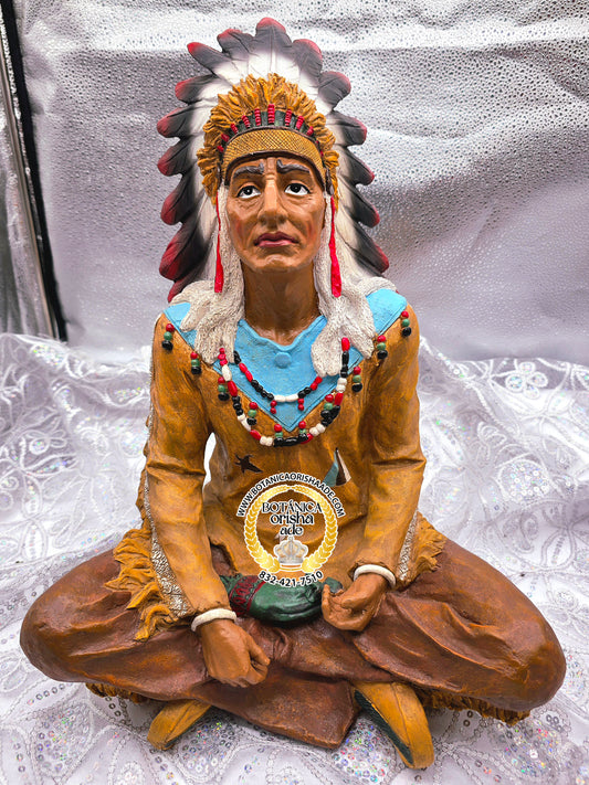 ESTATUA DE INDIO SENTADO 18"