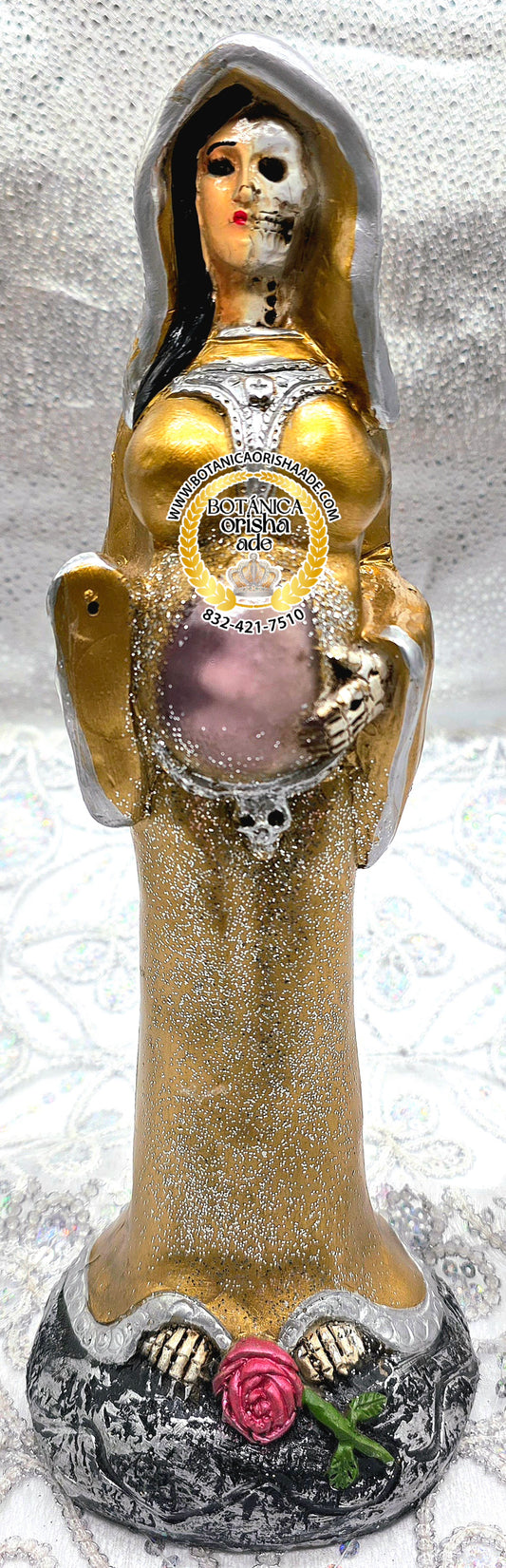ESTATUA DE LA SANTA MUERTE EMBRAZADA DORADA