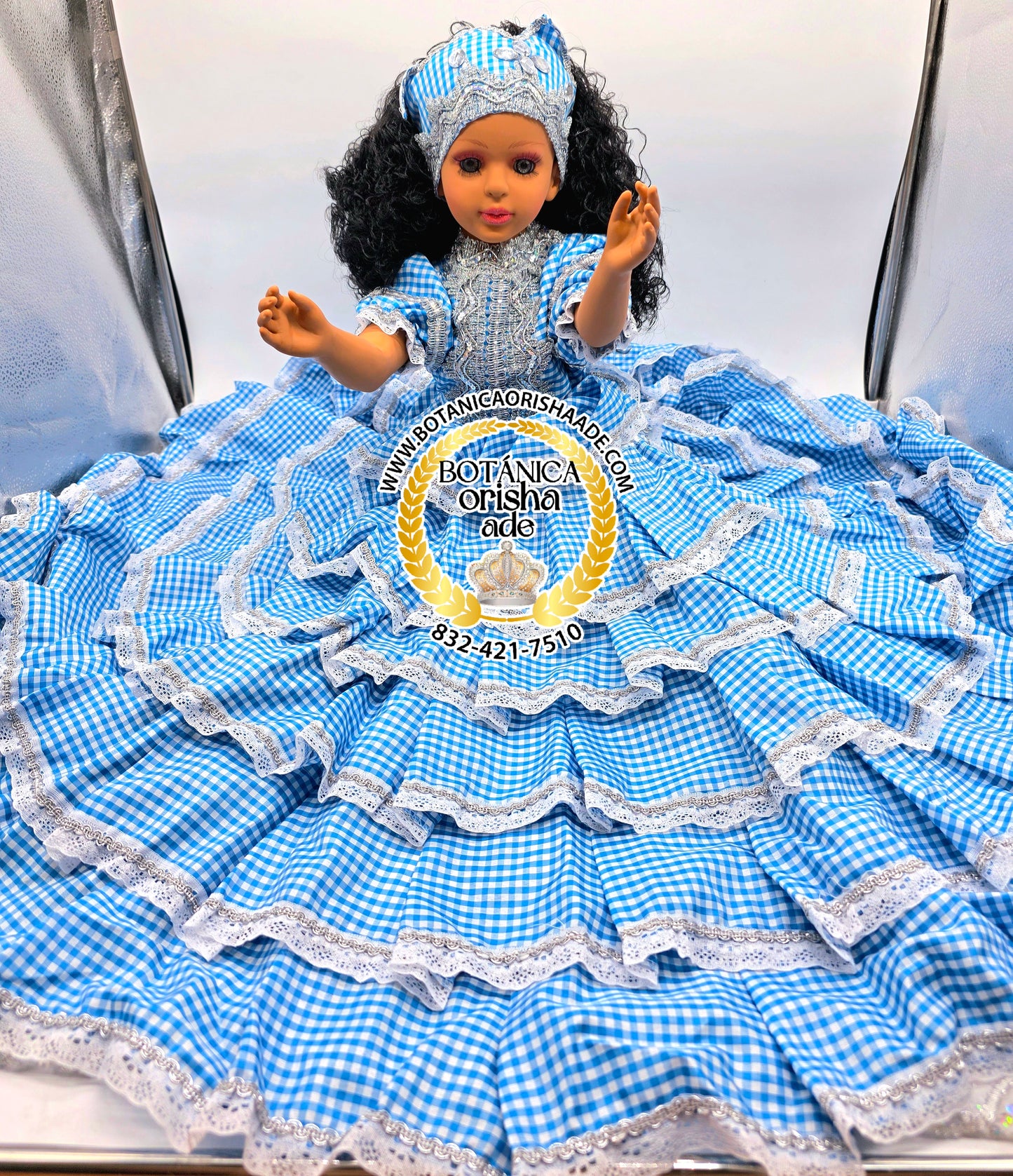 MUÑECA GRANDE VESTIDA DE AZUL CLARO DE GINGA